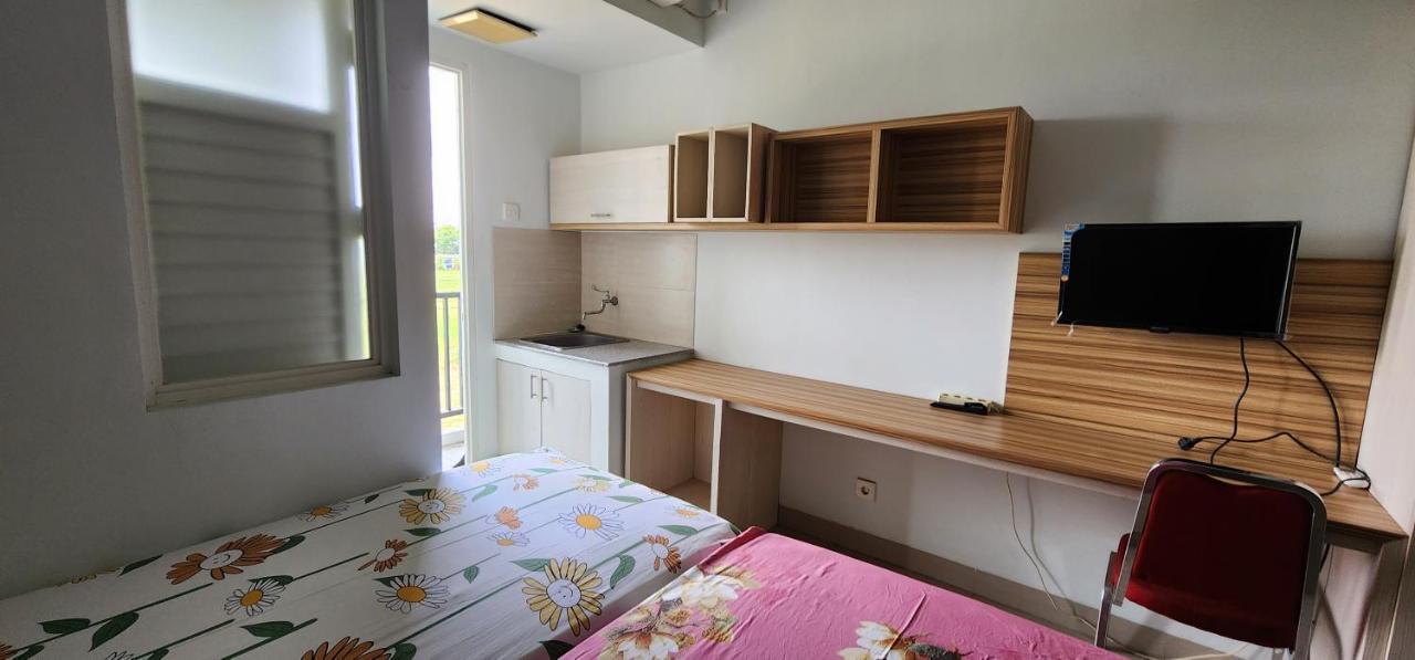 Apartemen Student Castle Yogyakarta Esterno foto