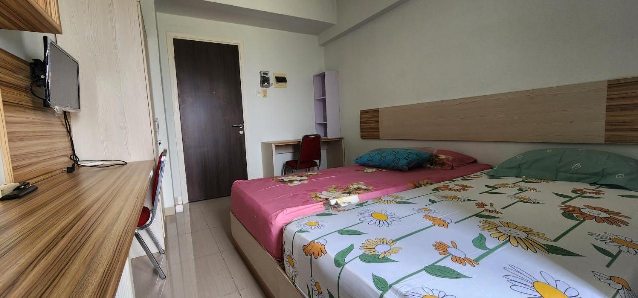 Apartemen Student Castle Yogyakarta Esterno foto